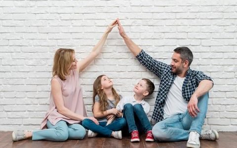 女性无卵到哈萨克斯坦做试管婴儿需要多少钱？