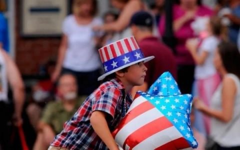 为什么有人不差钱也不去美国代孕?内幕真不少!