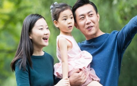 去马来西亚代孕，夫妻需要到场几次？每次需要多久？